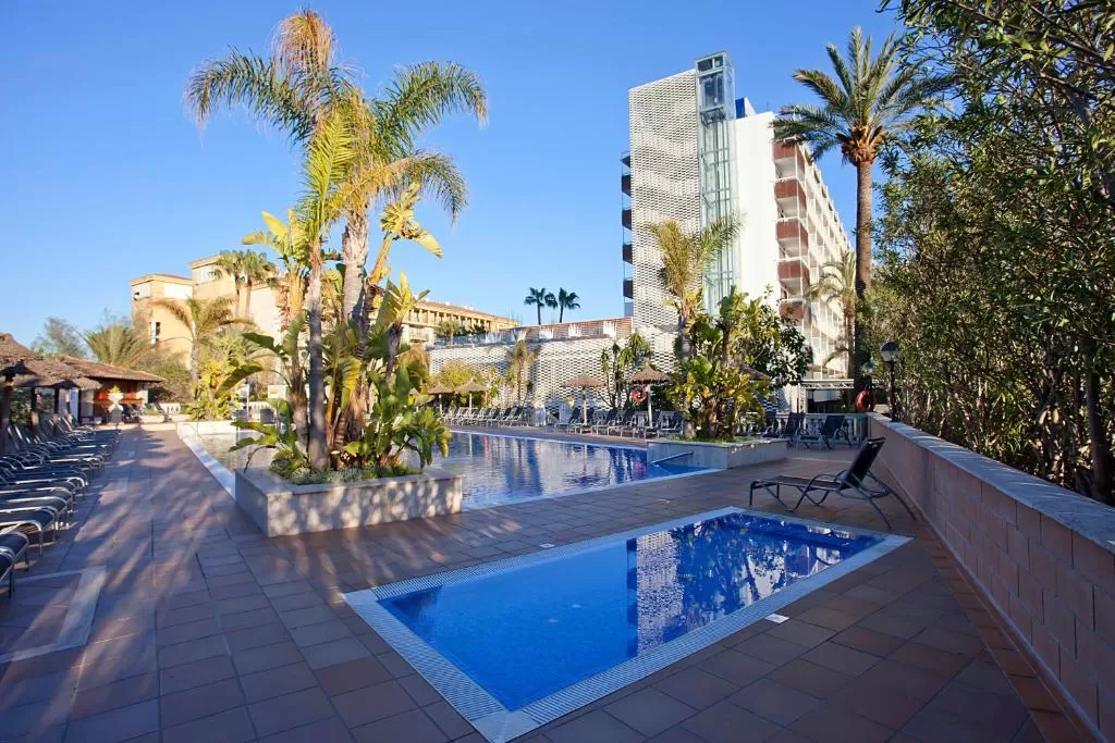 4 - Bahía de Alcudia Hotel & Spa
