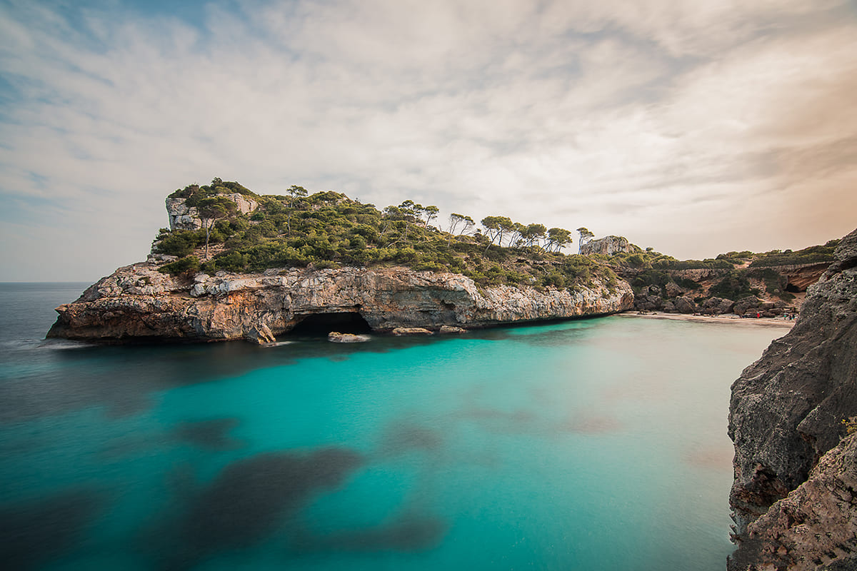 Playa - Caló des Moro: Descubre la belleza paradisíaca de una de las mejores calas de Mallorca